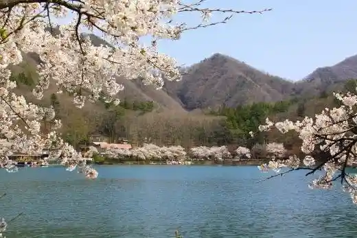 Lake Shibire