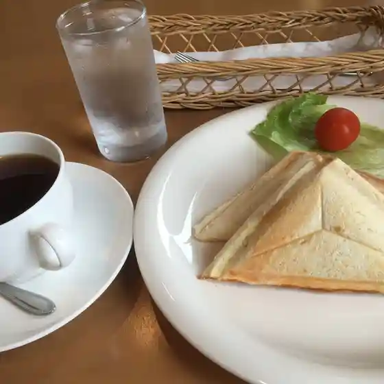 軽食 喫茶 ココレット