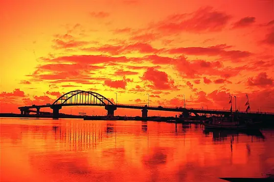 Southern Gate Bridge