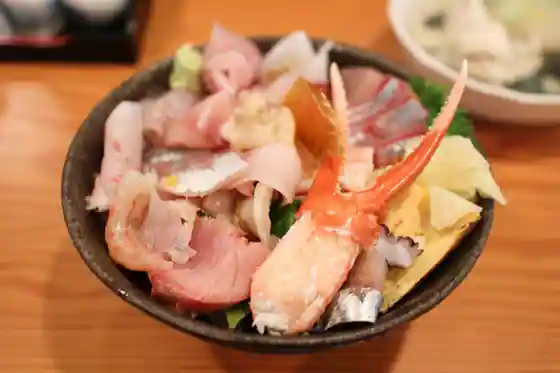 Yukitoshi Shi