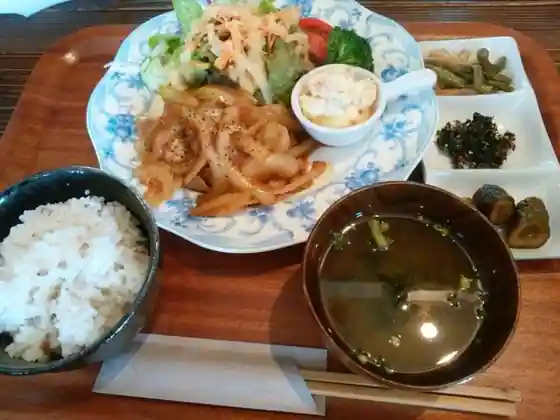 ダイニングバー アイサイカ