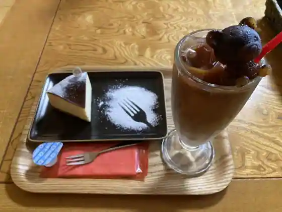 カフェ食堂 れんげや