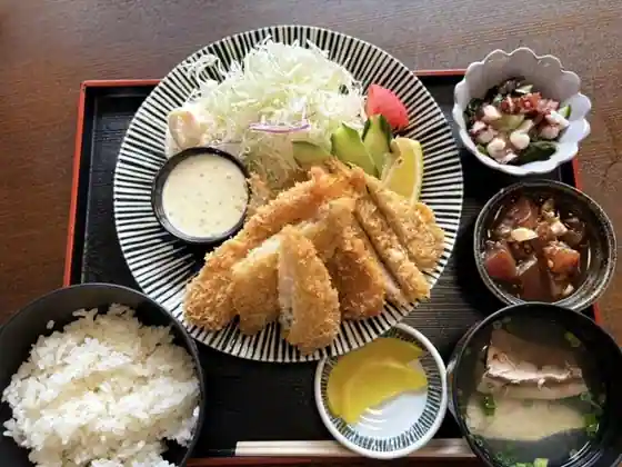 Shoku Raku Umisachi