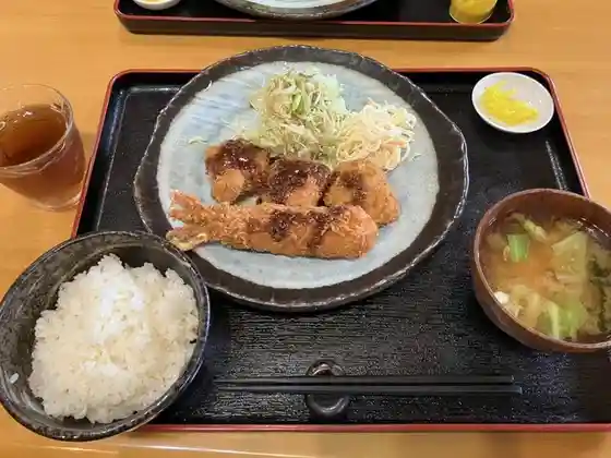 とんかつぶー亭