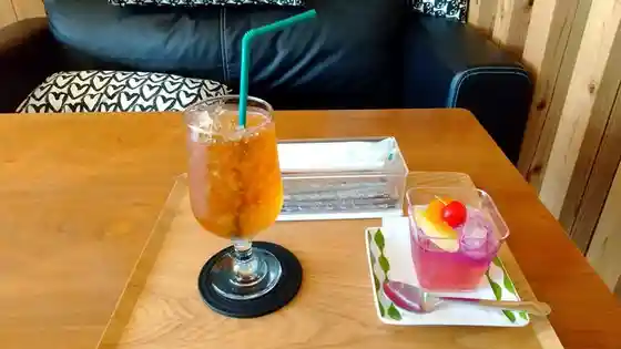 パーラー山と田んぼ