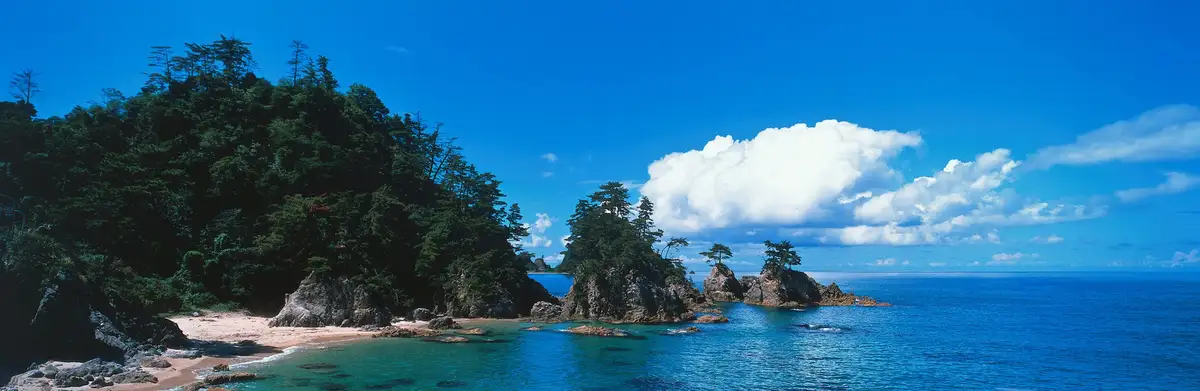 Ura Tomi Coast Ura Tomi Beach