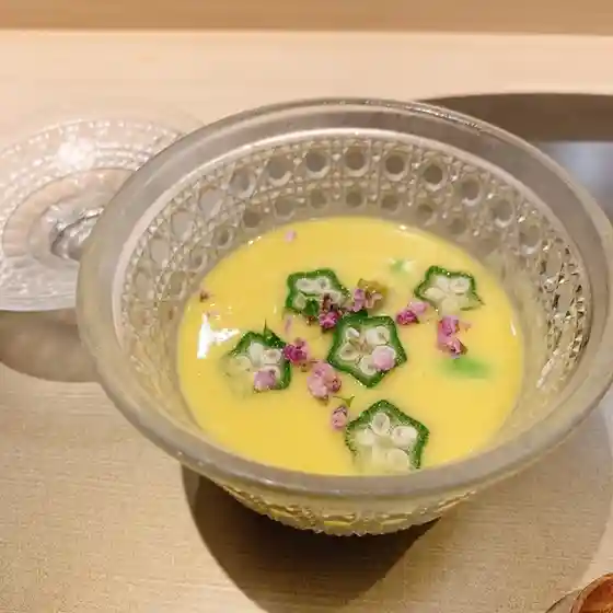 鮨 伊助