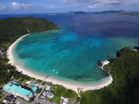 Tokashiku Beach
