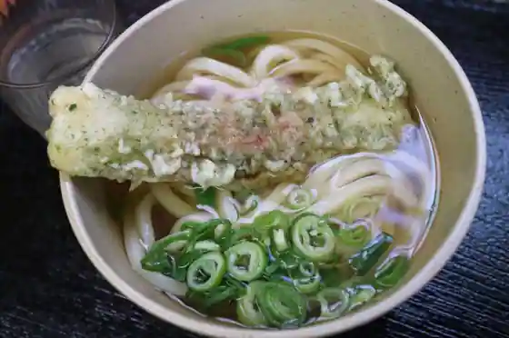 木の崎うどん 直島店