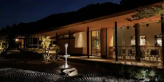 直島旅館　ろ霞