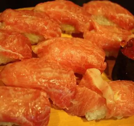 Sushi Takumi Gojo