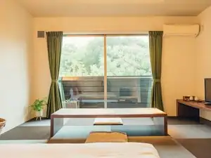 Hotel Sandalwood