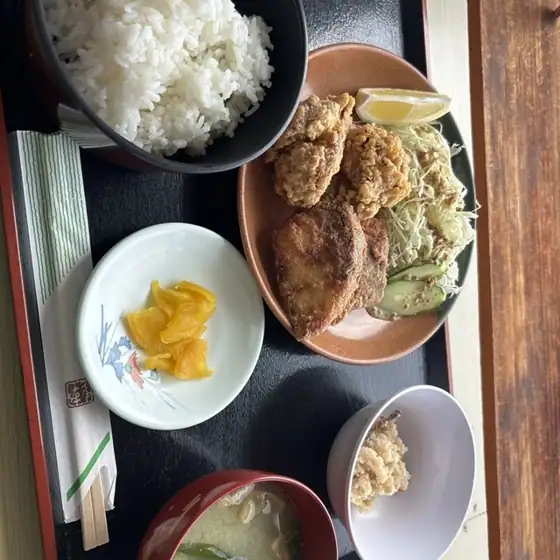 海鮮味処 魚島