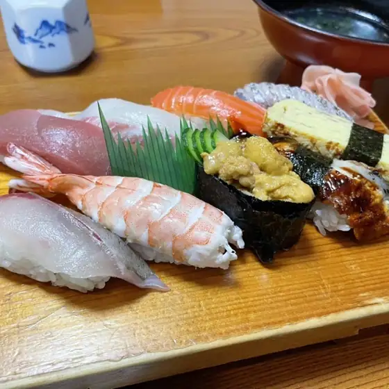 Higashi Sushi