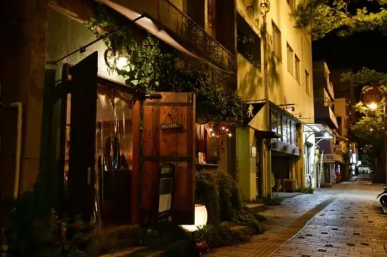 Meizanbori Back-Alley Restaurants