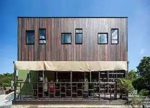 Amamian Style Pension Green Hill