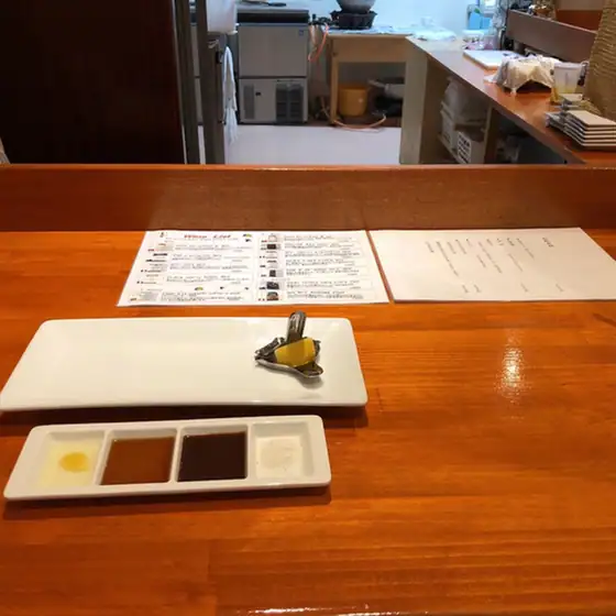 六覺燈 勝男
