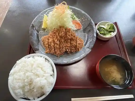 こだわりとんかつひかり亭