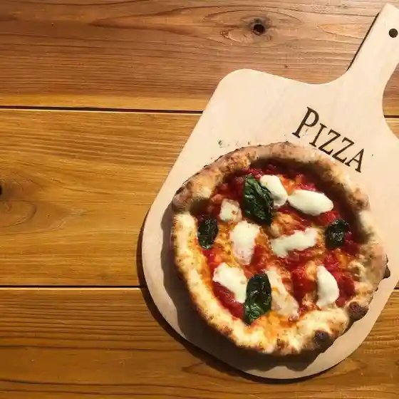 旅とPizzaとお宿 咲色