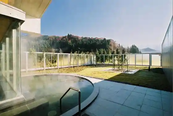 Kamo Shichi Tani Onsen Bijin Baths