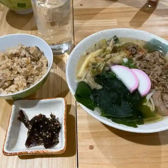 居酒屋 共盛丸