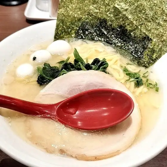 Iekei Tonkotsu Ramen Tsurukinbuta