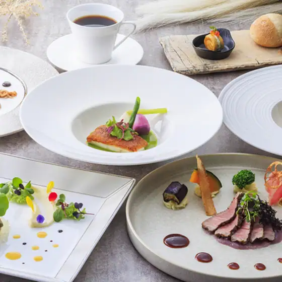 S Dining