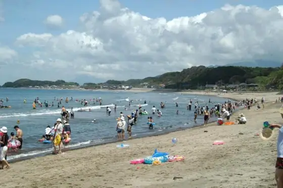Takasu Beach
