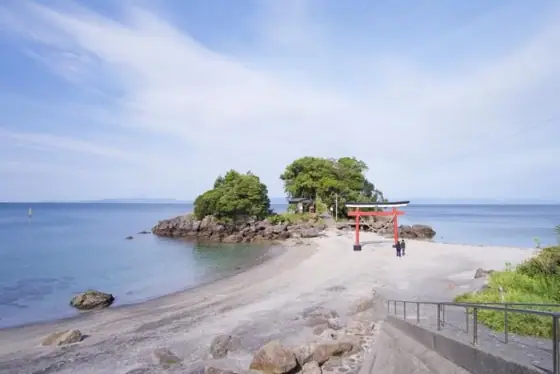 Sugawara Shrine (Arahira Tenjin)
