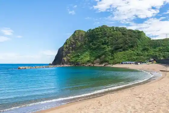 Yoneyama Beach