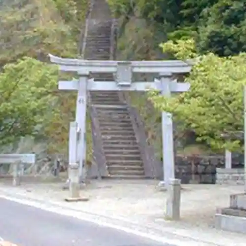 Ten Shrine