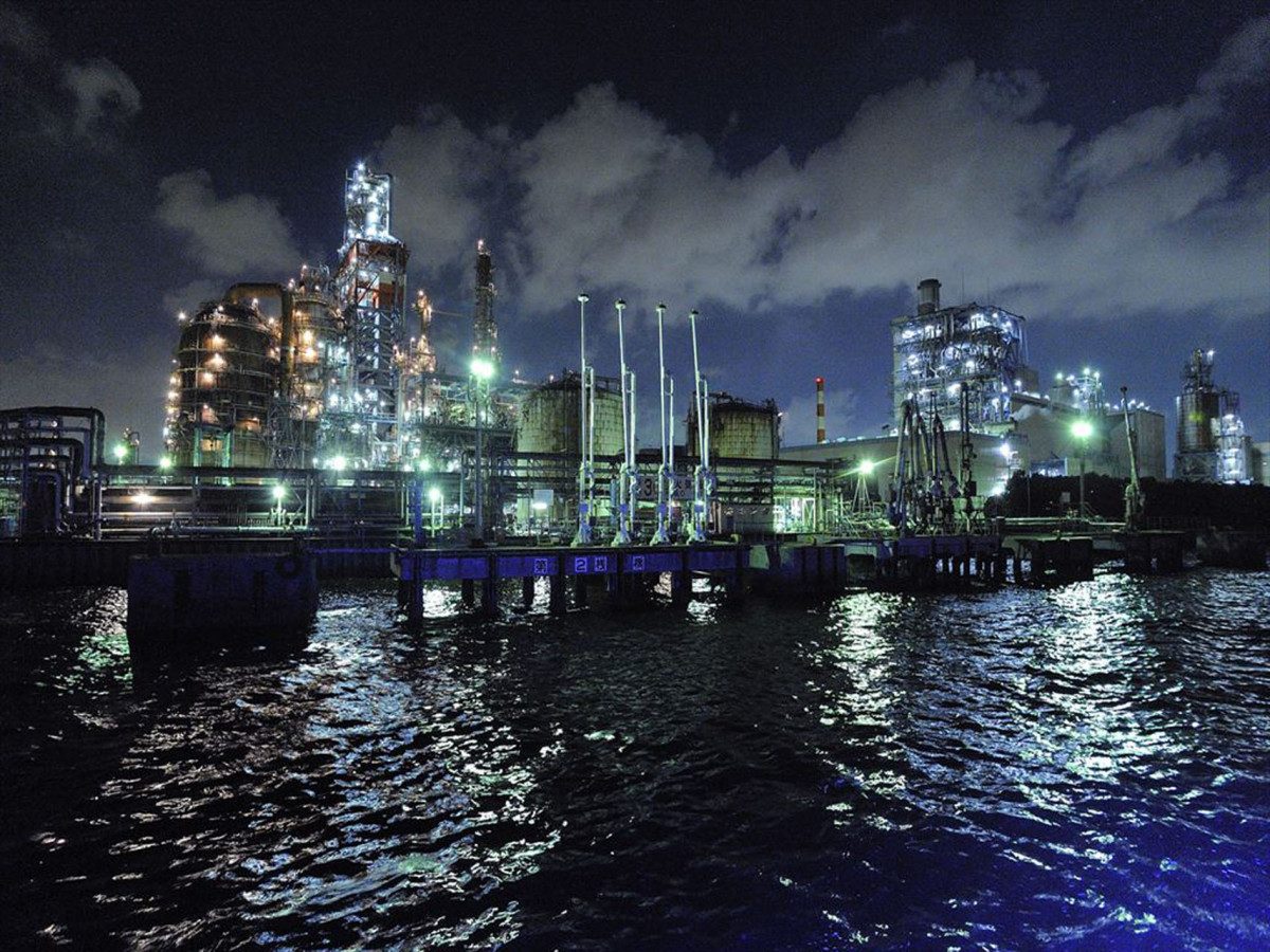 Kawasaki Factory Night View Houseboat Cruise