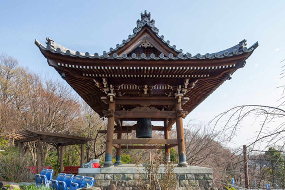Shinshu-ji Kawasaki Cemetery Bell Tower