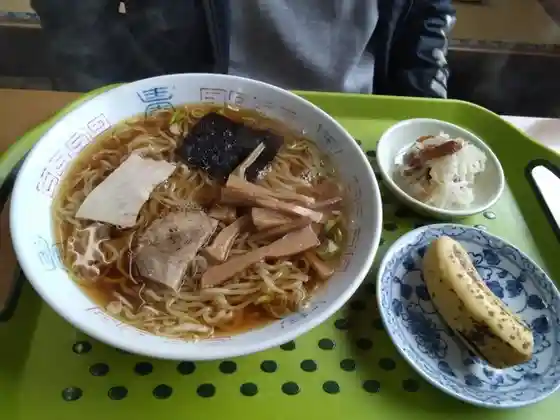 松舞家