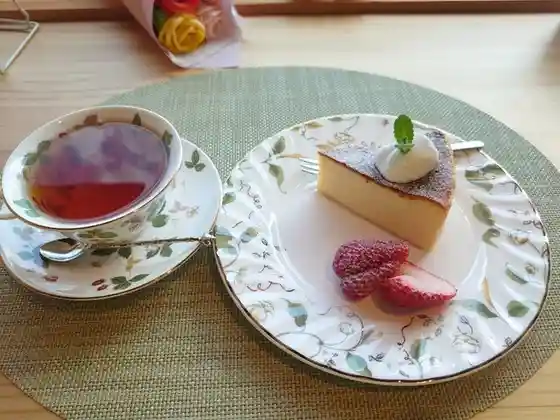 カフェ カドヤ