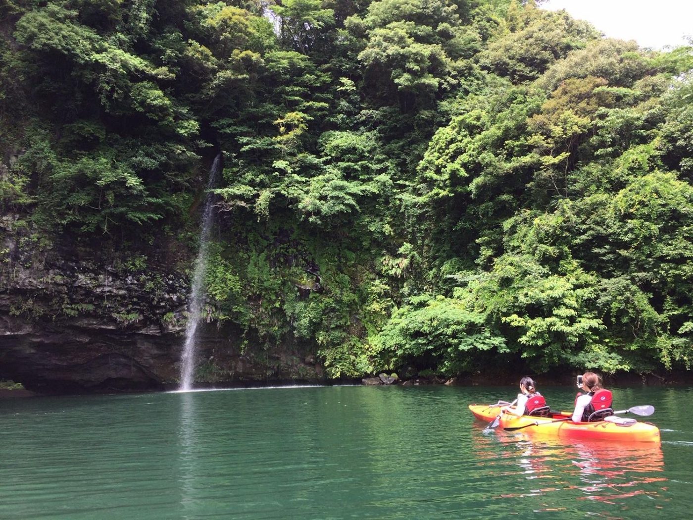 Madajakuchi Lake (Ryumon Dam) Kayak and SUP Experience