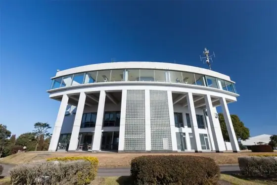 Kirishima City Children's Hall (Former Kokubu High-Tech Observatory)