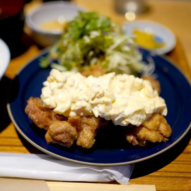津田屋食堂