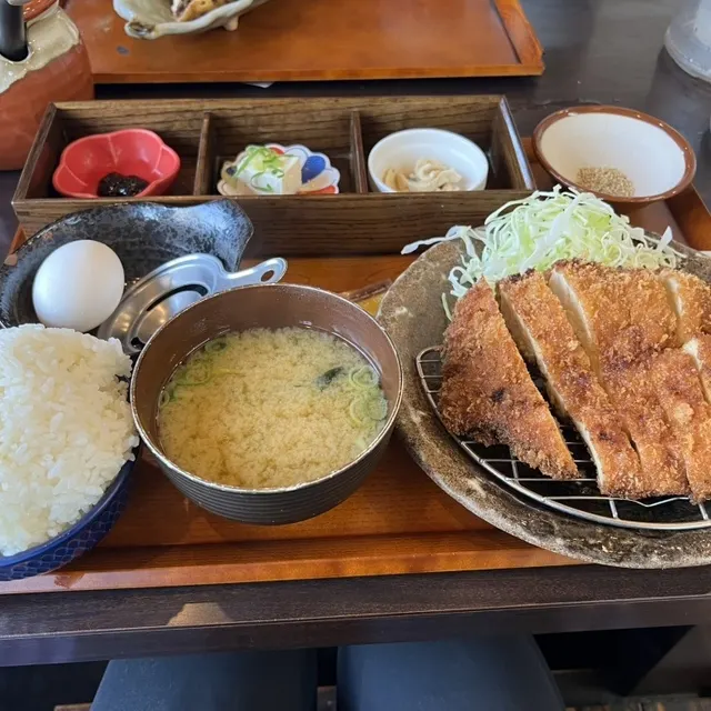 とり安食堂 曽根店