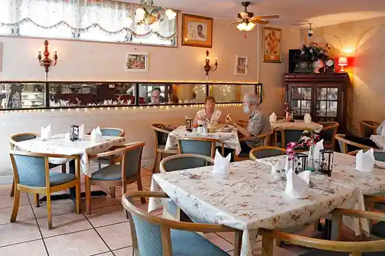 Rose Garden Restaurant