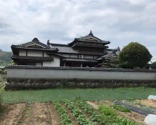 Minpaku Palace