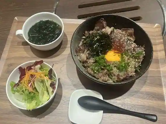 じゅ～じゅ～やまじゅう