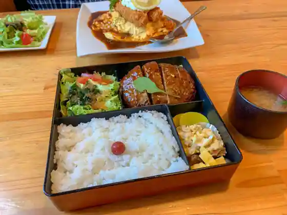 居食屋 かどた