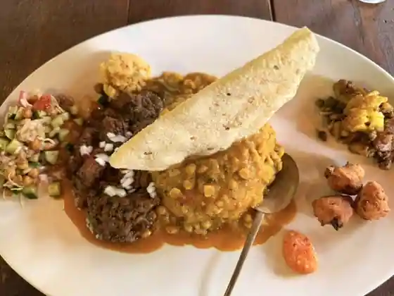 永渕食堂 シャンティ