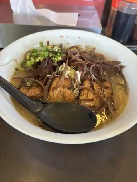 Manrai Ya