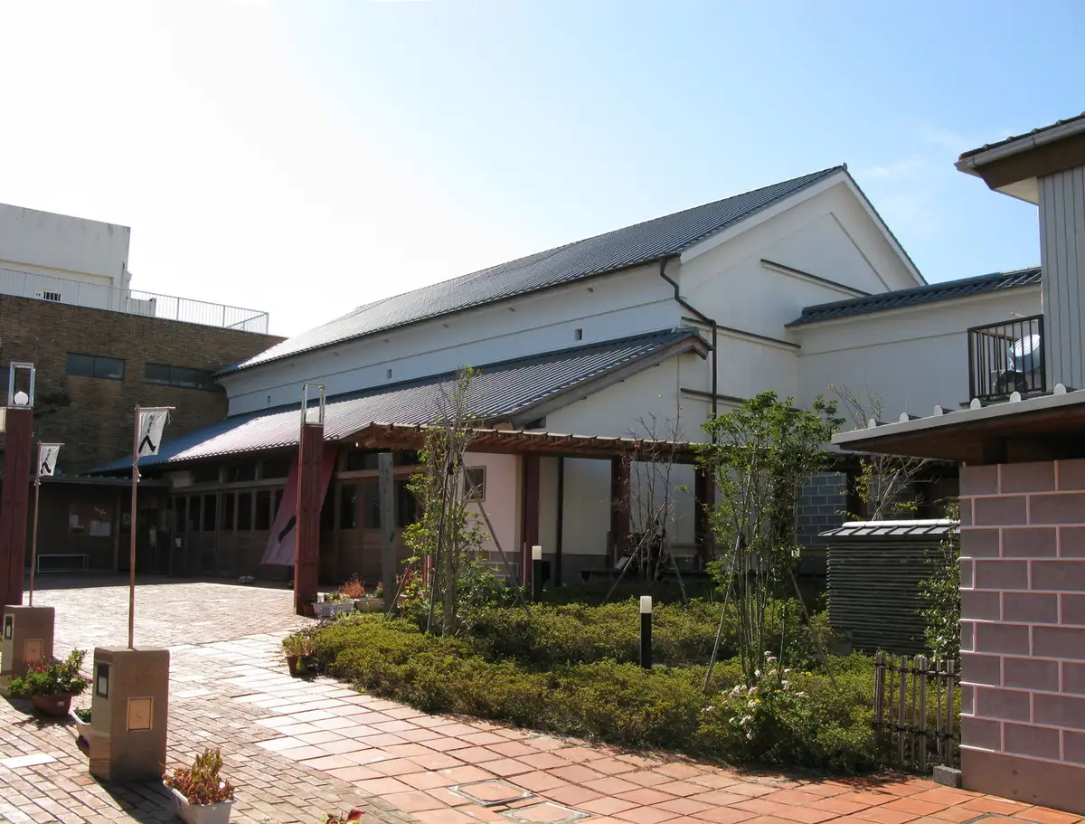Ekingura, Akaoka, Konan