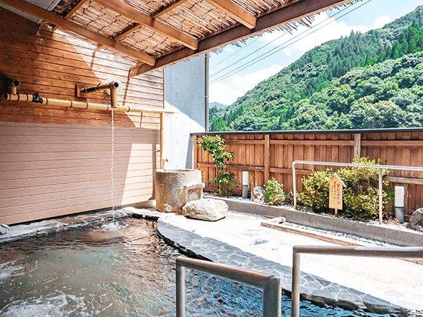 Isshochi Onsen Kawasemi