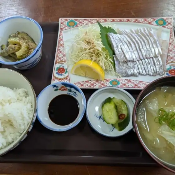 Meshiya