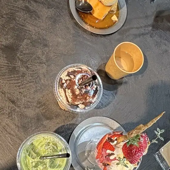 Ao.Hostel & Cafe Lounge