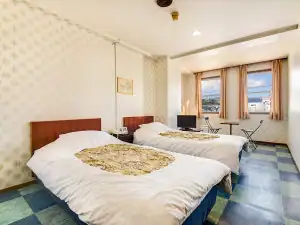 Central Hotel